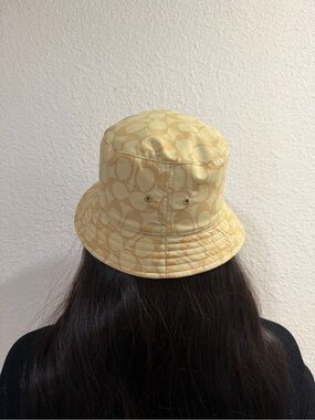 Coach Beige Signature Logo Bucket Hat